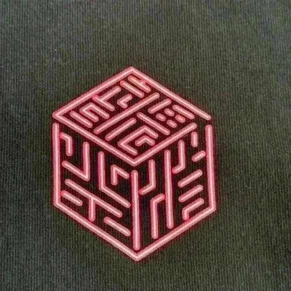 Hikeshi Spirit “Daruma” Long Sleeve Men’s Black Shirt With Neon Graphics XL EUC! - Picture 7 of 10